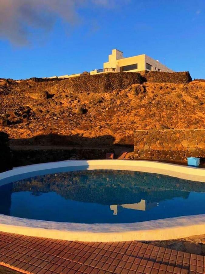 Playa Marina Eco Beach And Pool Bungalow Mala View Ариета Екстериор снимка