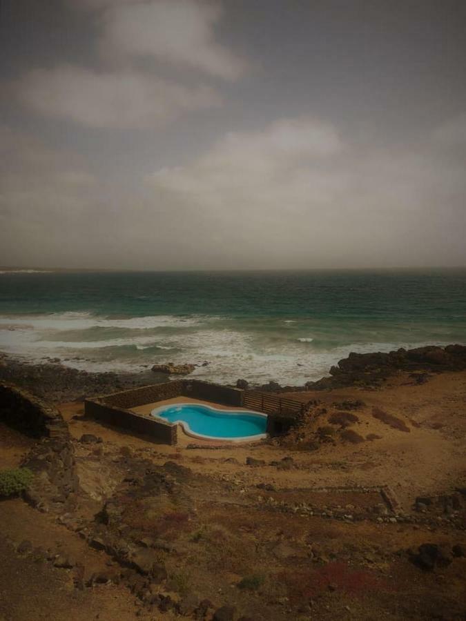 Playa Marina Eco Beach And Pool Bungalow Mala View Ариета Екстериор снимка